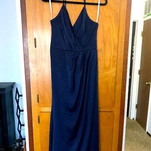 David’s Bridal bridesmaid floor length dress. Size 4.